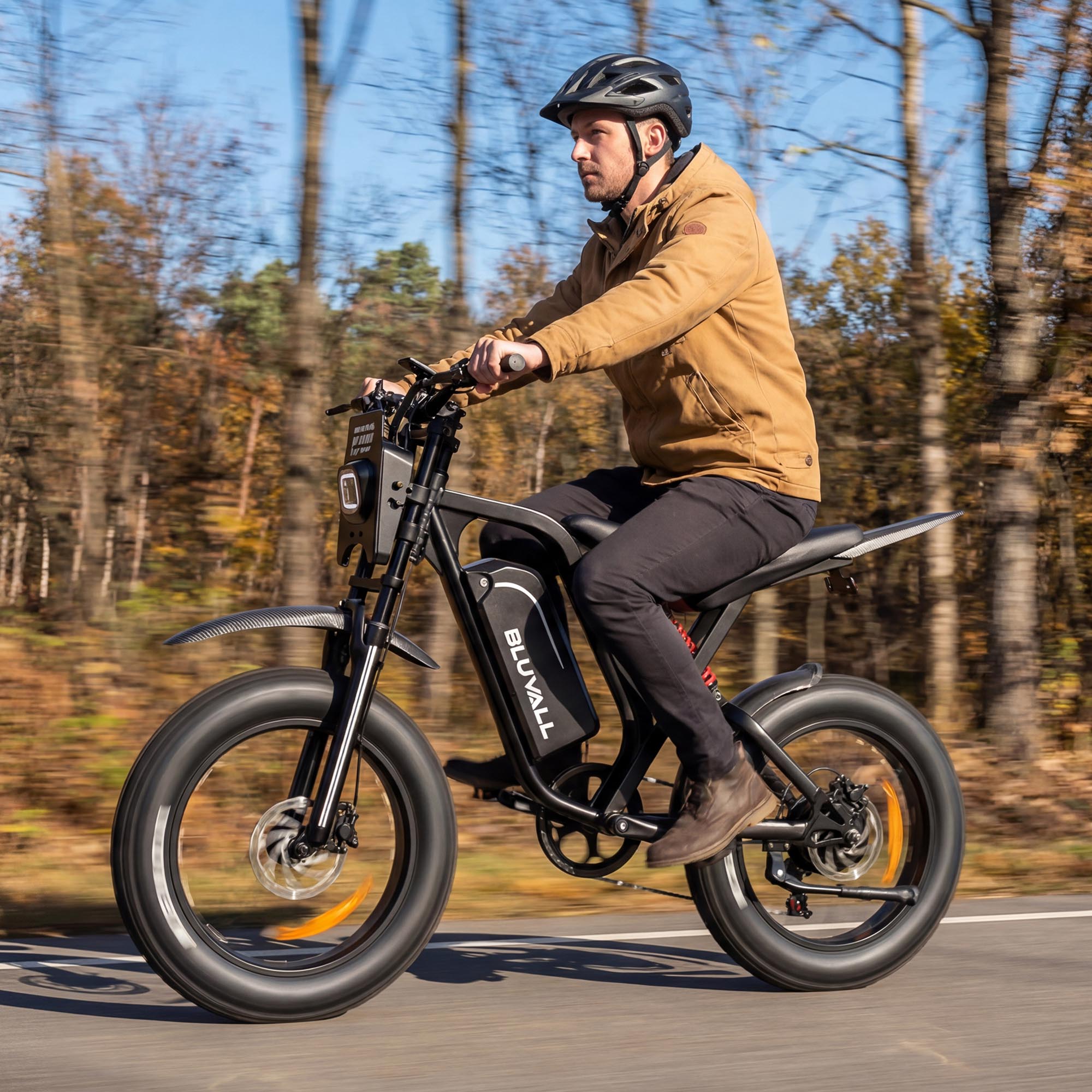 files/R700_Ebike_56932adc-6430-4e7f-b2b7-e74a3380f572.jpg
